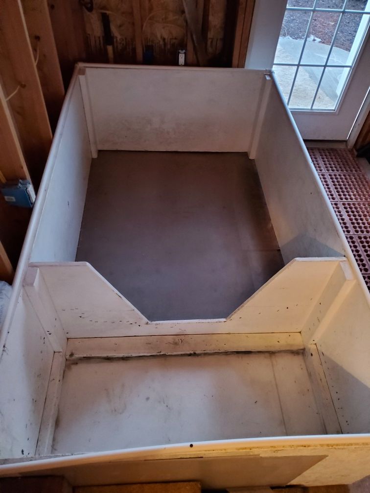 Puppy Whelping Pen