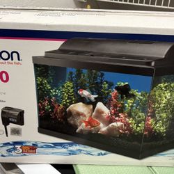 Aqueon Basic 10 Aquarium Kit