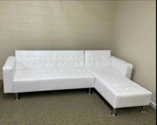Modern White Sectional Sofa – Delivery & Financing