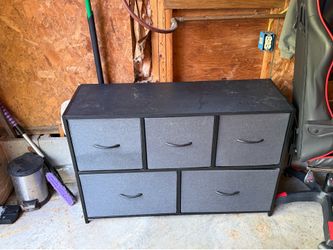 Dresser