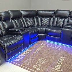 Power Led Reclining Sectional 