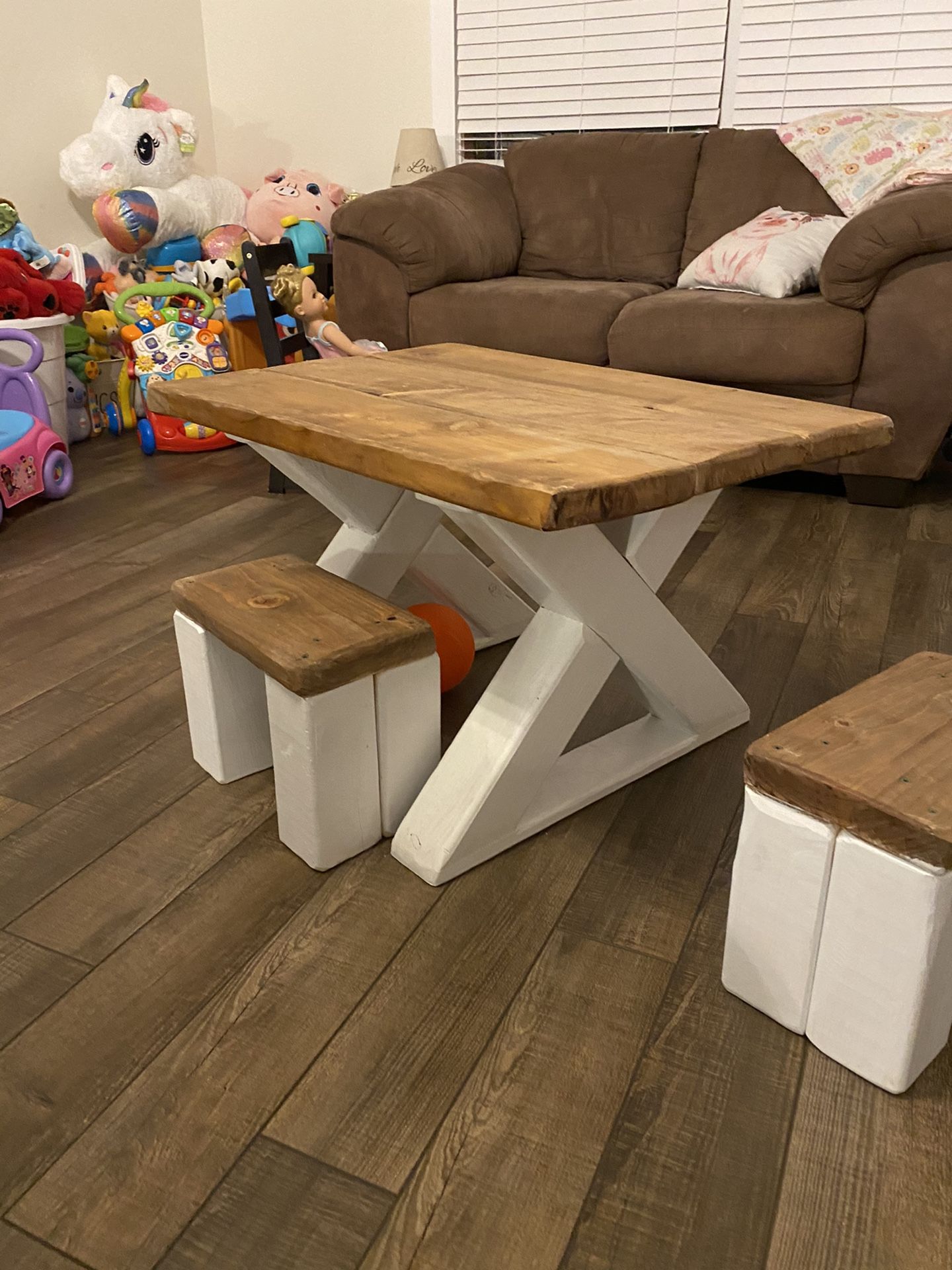 Kids Table