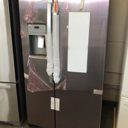 GE Stainless French Door Refrigerator 