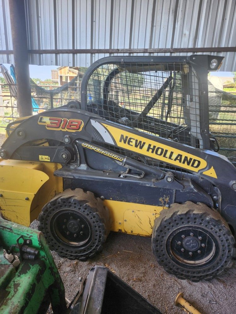 2021 New Holland L318 Skid Ste