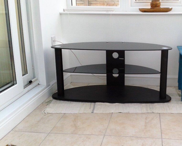 Tempered glass Tv stand (3 shelf space)