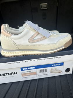 Women Sneaker
