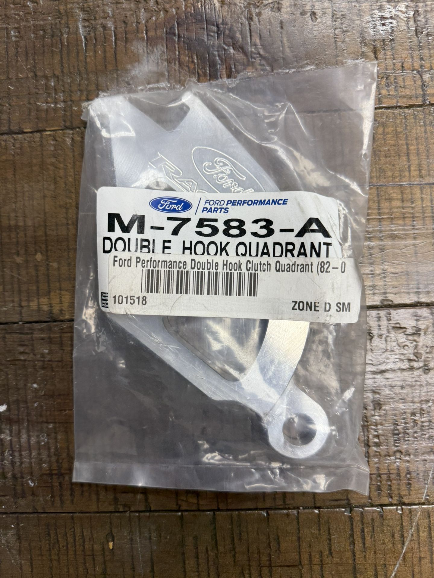 Double hook clutch quadrant