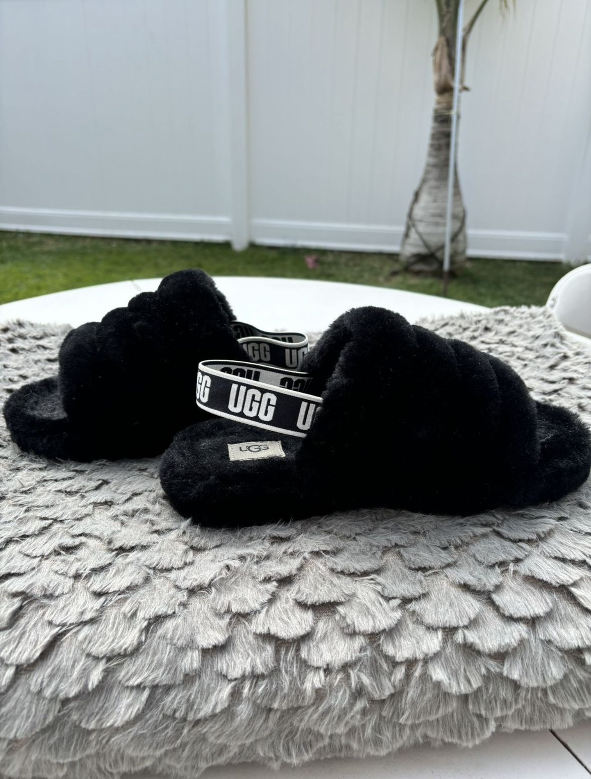 UGG Fluffy Yeah Slippers