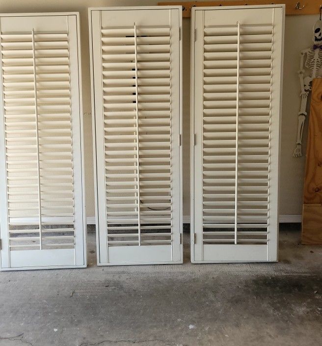 Door Shutter 3 Door 