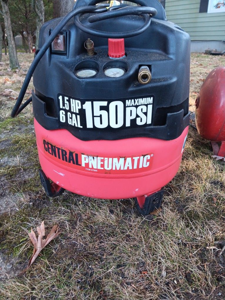 6 Gal Air compressor