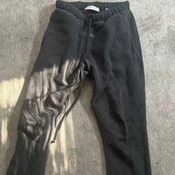 essential Pants