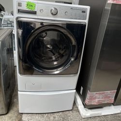 WHITE KENMORE ELITE FRONTAL WASHER 5.2 CUBIC FEET MEGA CAPACITY
