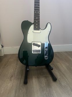 Fender Player ll telecaster in British racing green