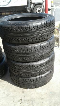 Like new 215/55R17 pirelis