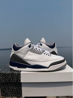 Air Jordan retro 3 Georgetown size 8.5