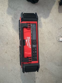 Milwaukee Packout Radio