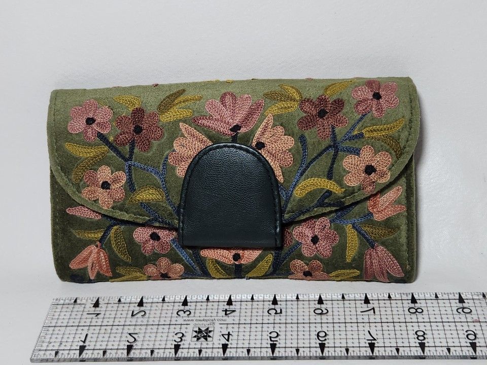 Sun Wallet Clutch Flowers Green
