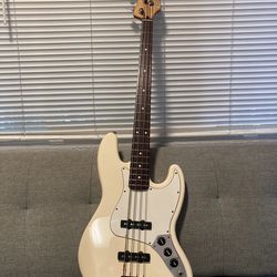 Fender J Bass 90s MIM w/ hardcase