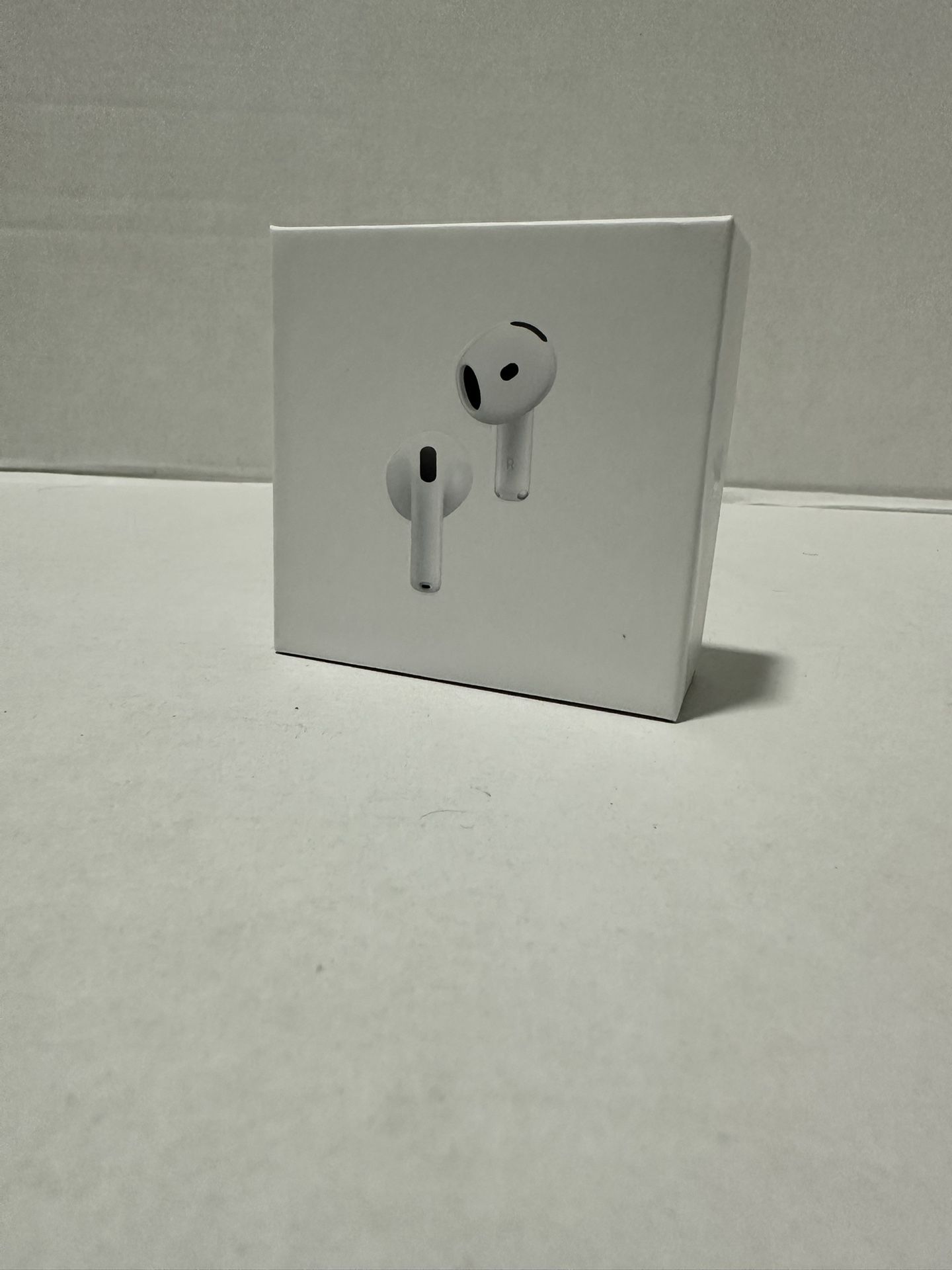 Airpods 4