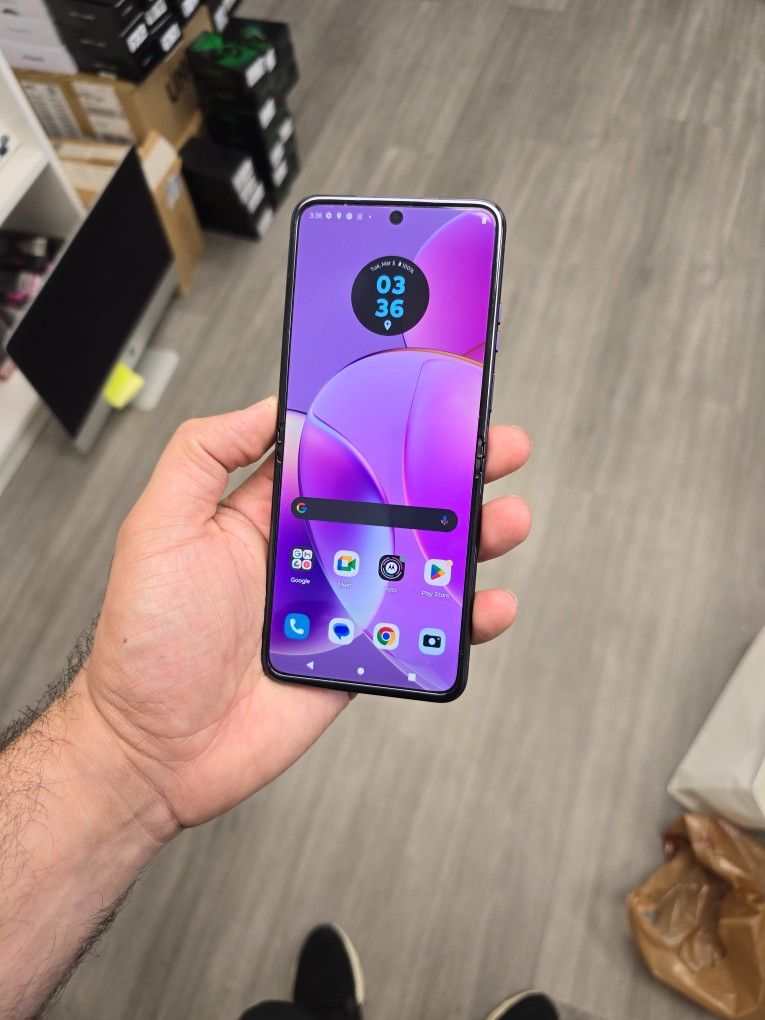 Motorola Razr 2023....unlock ANY Sim