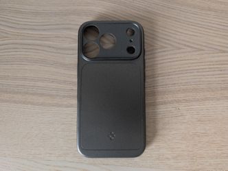Spigen Thintect case for iPhone 17 Pro