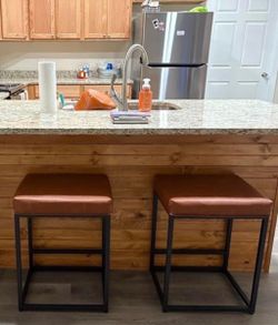Kitchen counter stools