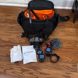 FUJIFILM Digital Camera X- T200