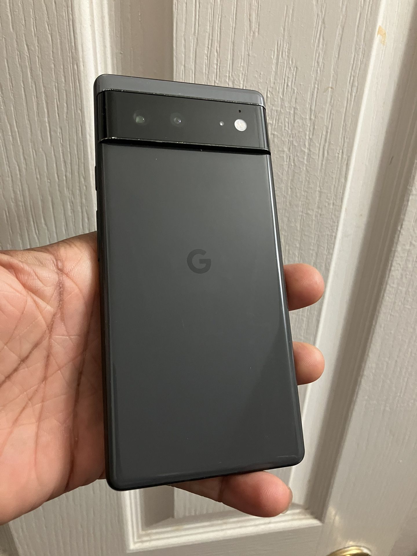 Pixel 6, 128gb Unlocked ( Cracked Screen) Everything Works Fine $60 Firm