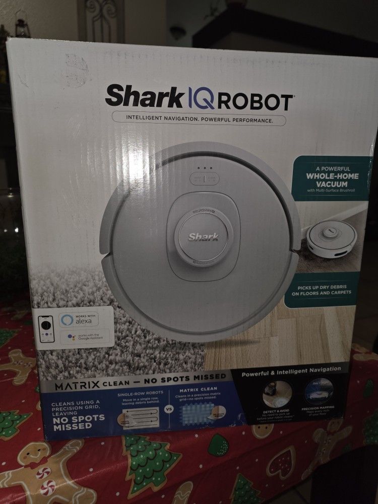 Shark IQ Robot Vacuum IQ Navigation, RV2303