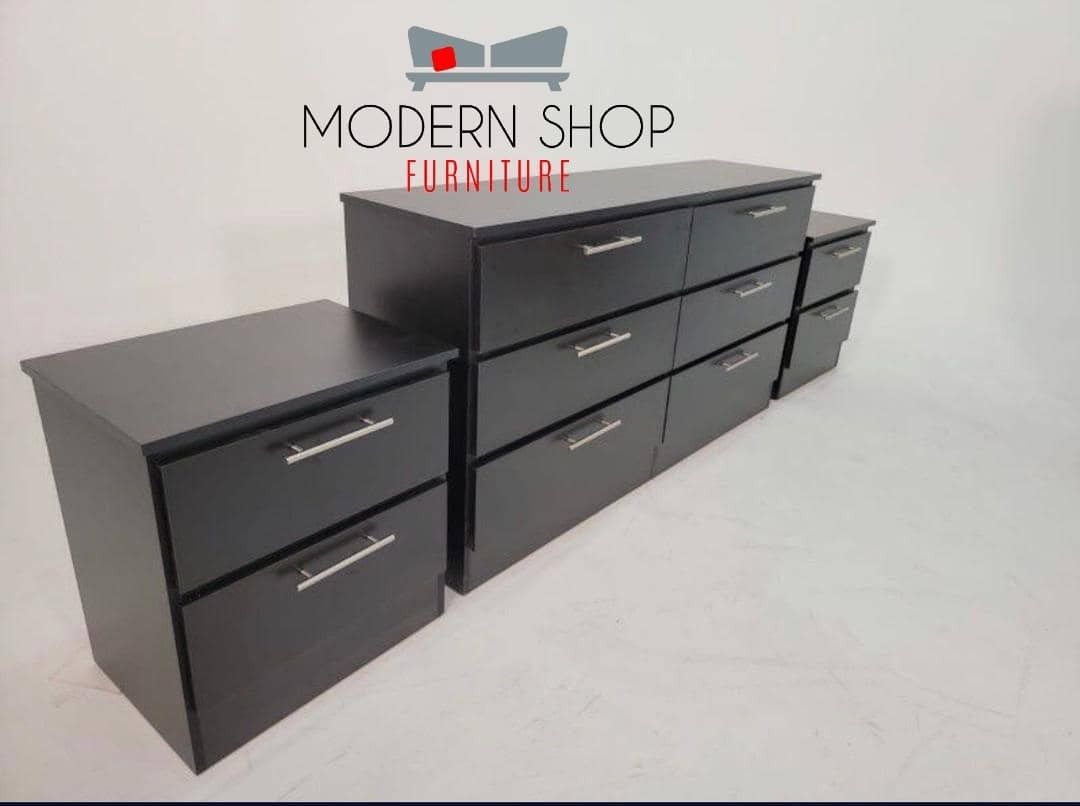 DRESSER AND TWO NIGHSTANDS