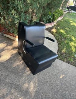 Salon dryer chair