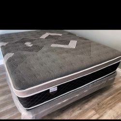 Queen Oasis Thermal Comfort Europillow Top 12inch Mattress!!