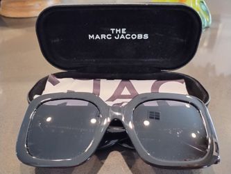 Marc Jacobs Square-Framed Women's Sunglasses - Black - Authentic