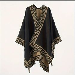 Knitted (Poncho)