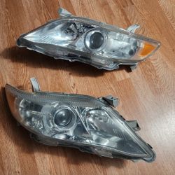 2010 To 2011 Toyota Camry OEM Headlights 