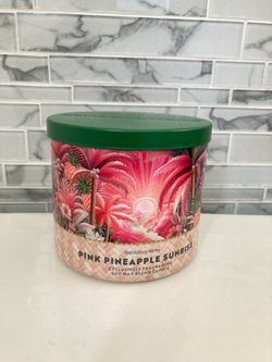 Bath and Body Works 3-wick Candle Pink Pineapple Sunrise