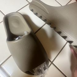 Light grey Yeezy slides