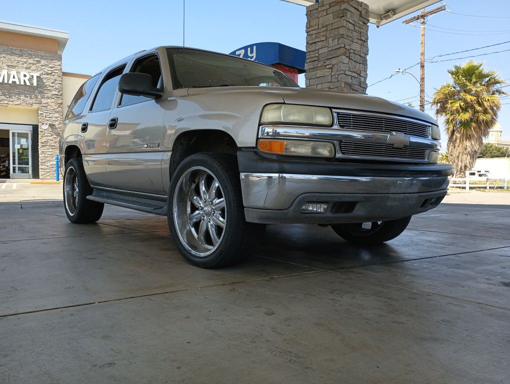 2002 Chevrolet Tahoe
