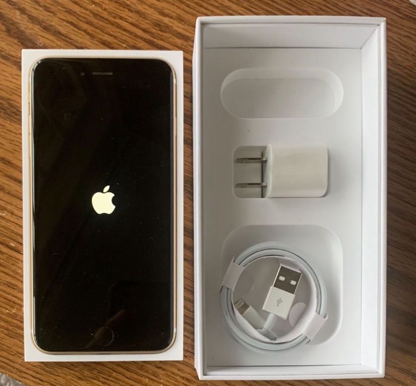 Apple iPhone 7 - 256 GB - Unlocked - Like nEW