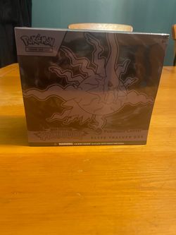 Pitch Black ETB Pokemon Center