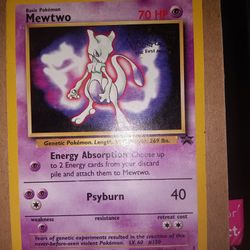 POKEMON CARD  Mewtwo.