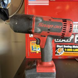 Snap On 1/2in Impact Wrench