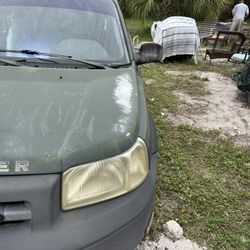 Land Rover 2003 For Parts 