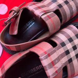 Burberry Sandals Authentic 