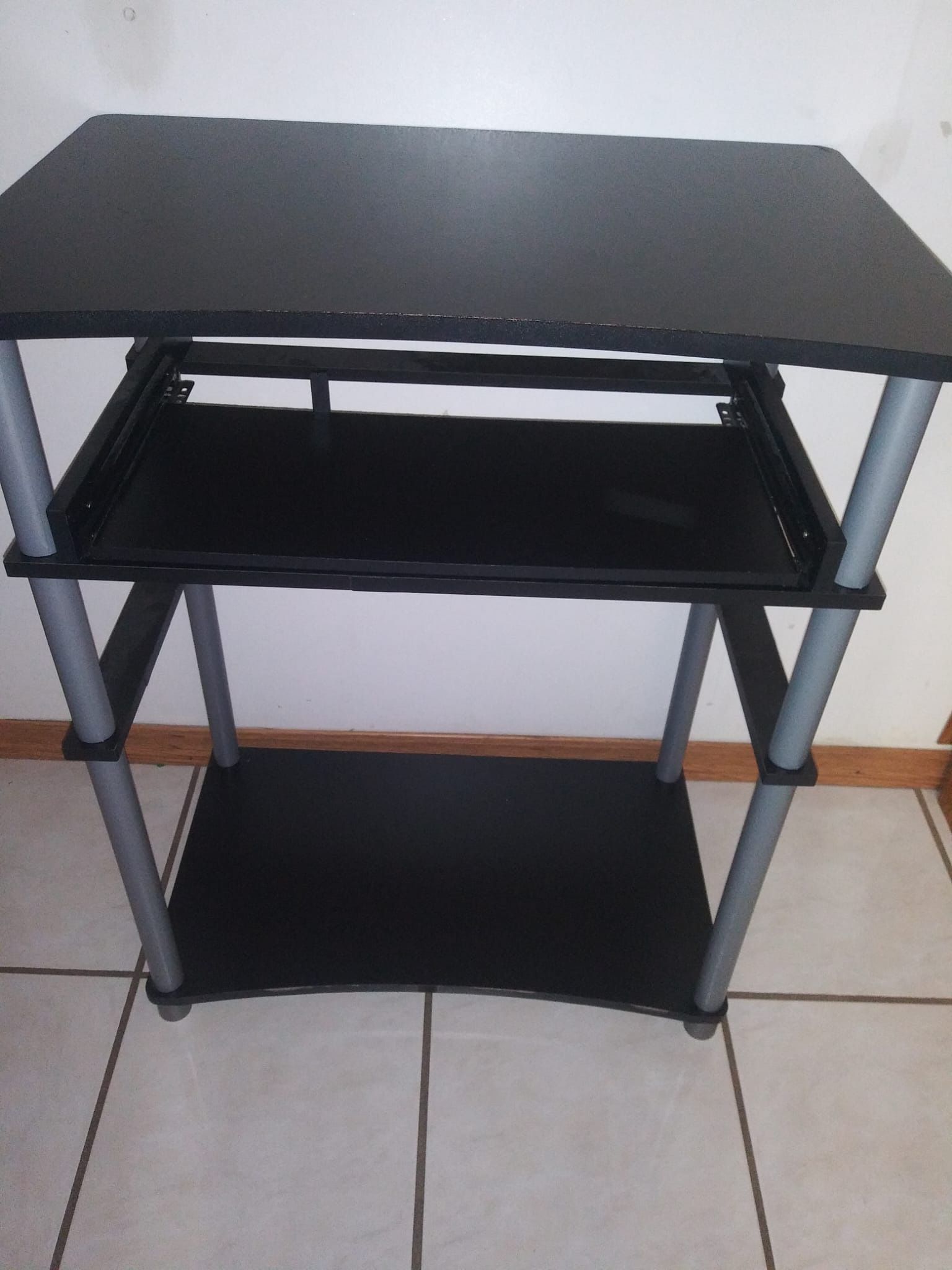 Furinno Computer Desk