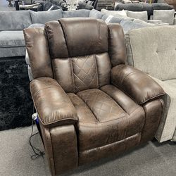 Brown lift up recliner