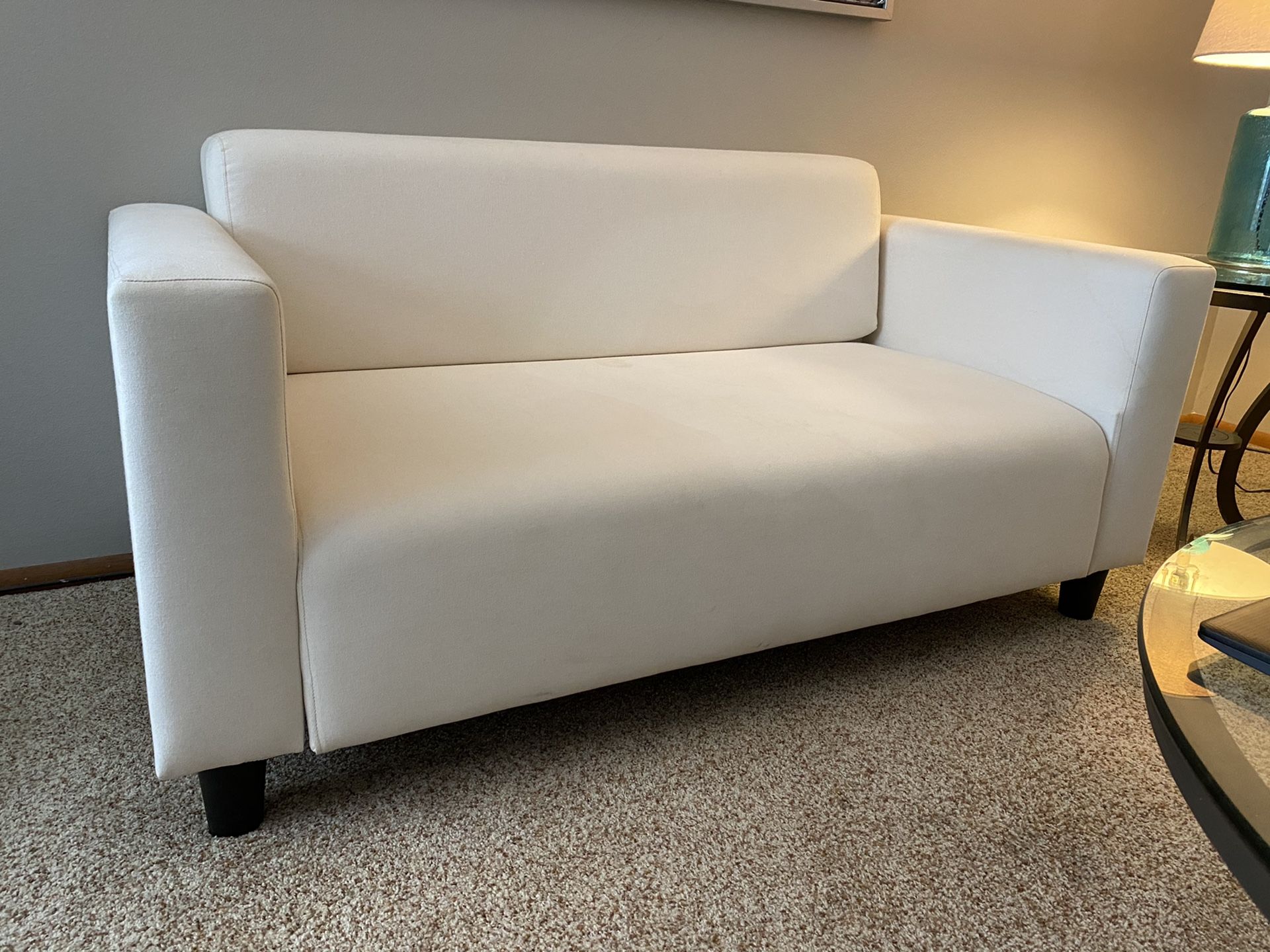 Love seat