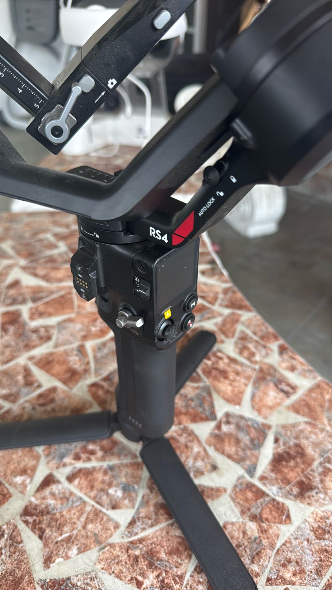 DJI RS 4