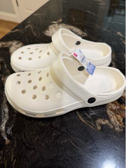 New sandal women size 8