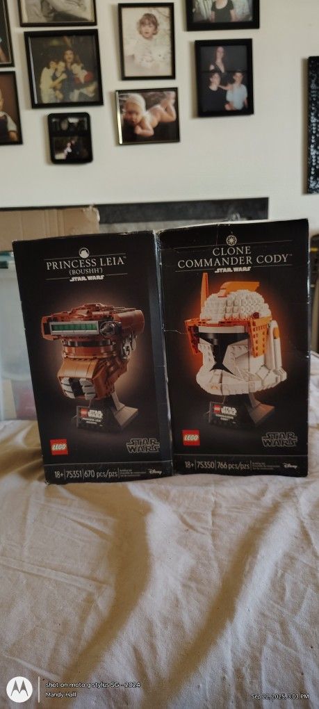 Lego (New And Unopened) Princess Leia and Clone Commandant Cody